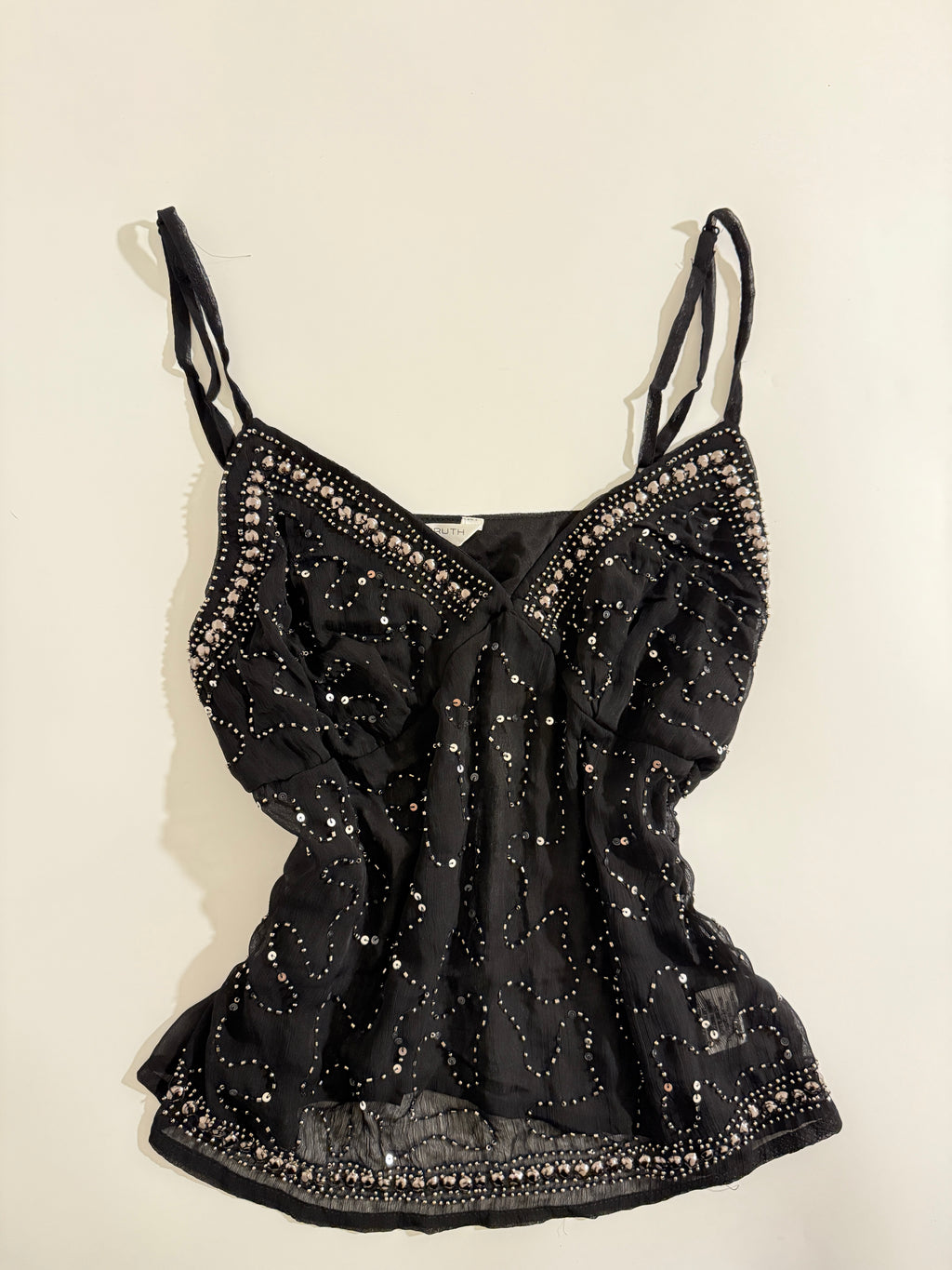 beaded top 𐙚⋆.˚