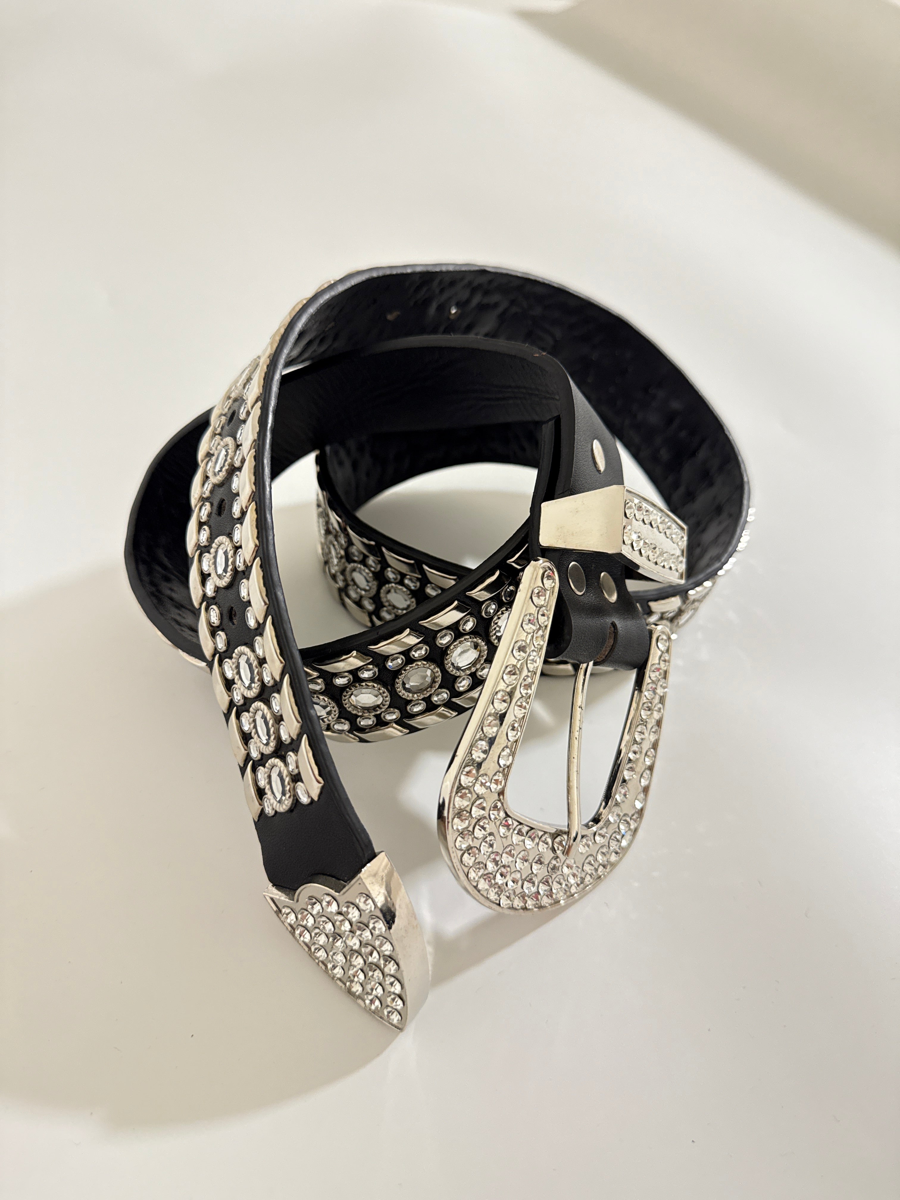 black rhinestone belt ⋆⭒˚.⋆