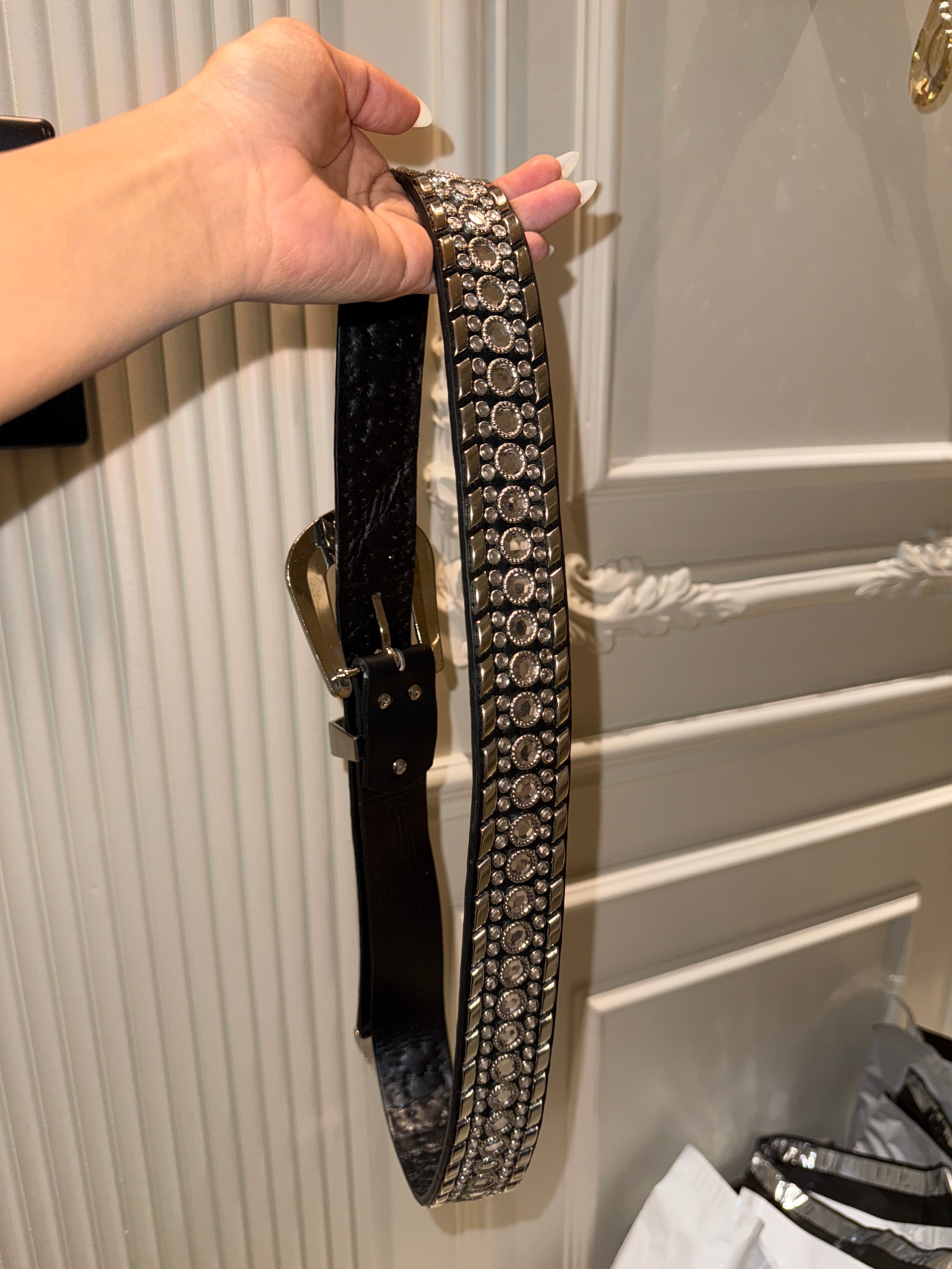 black rhinestone belt ⋆⭒˚.⋆